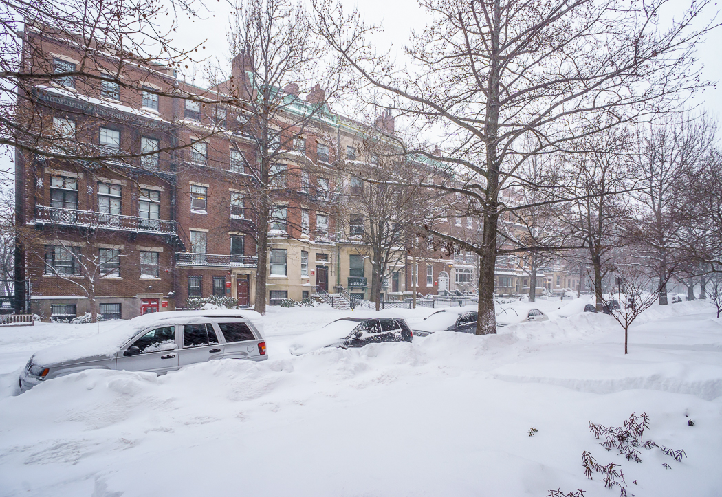 boston blizzard les voitures sous la neige